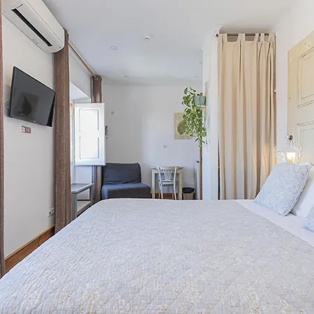 Bed & Breakfast Ninho Saloio 4*