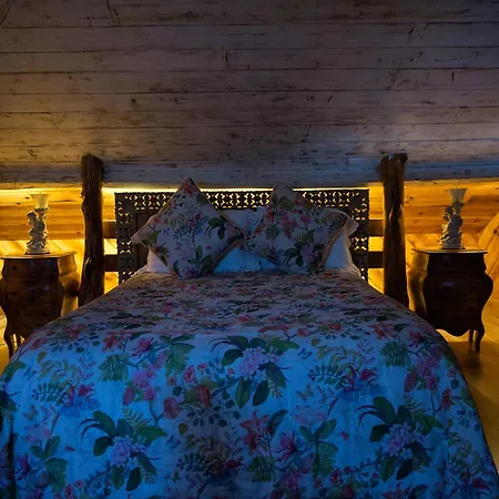 Ninho Saloio 4* Venda do Pinheiro