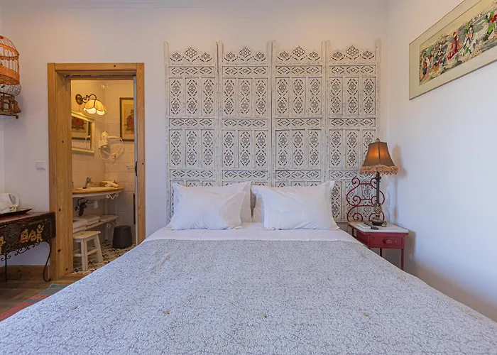 Ninho Saloio 住宿加早餐酒店