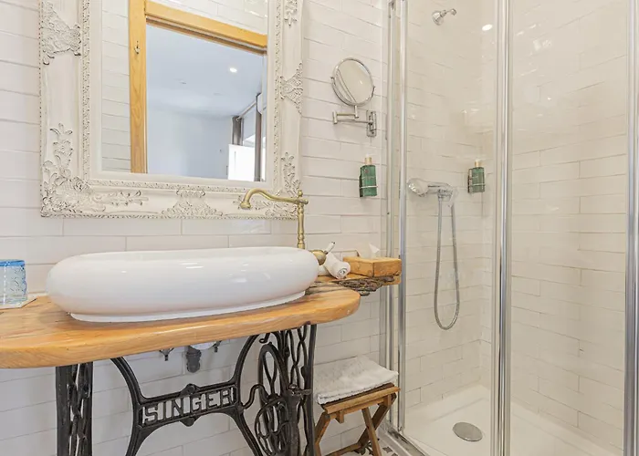 Ninho Saloio 住宿加早餐酒店 4*