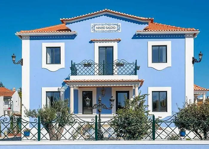 Ninho Saloio 住宿加早餐酒店 4*